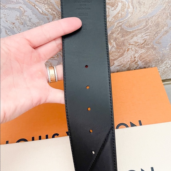 Louis Vuitton Initiales Wide Gold Detail Black Leather Waist Belt - Picture 13 of 13